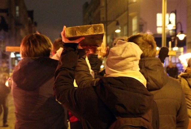 Akademicka Droga Krzyżowa 2016