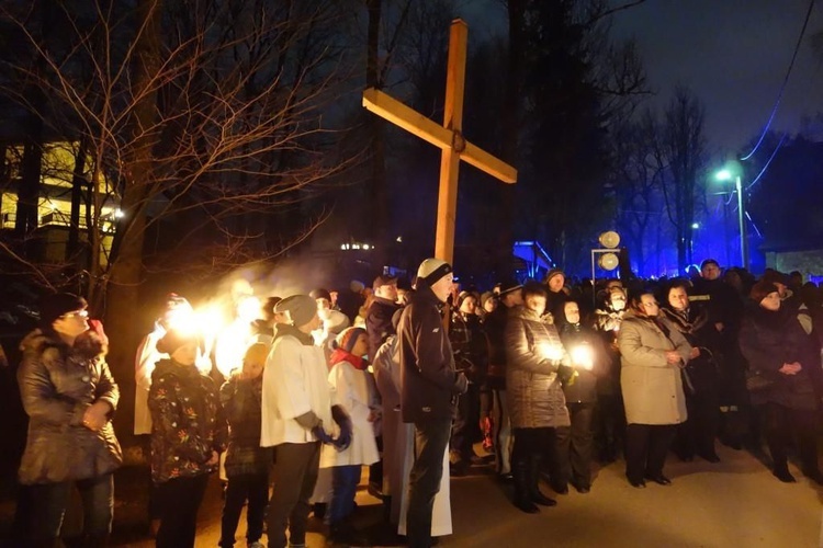 Droga Krzyżowa w Poroninie