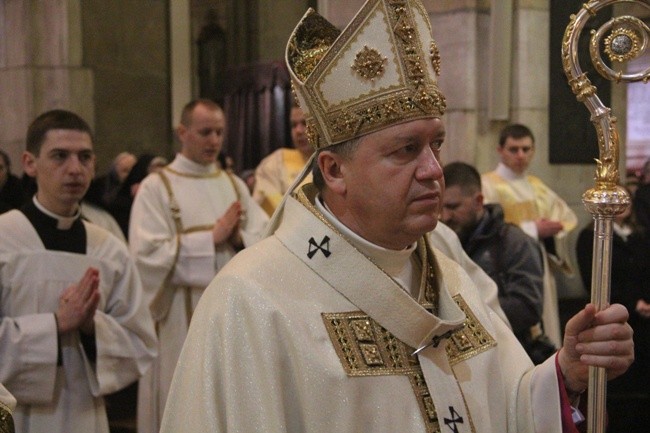 Uroczystość święceń biskupich o. Jacka Kicińskiego - cz.1