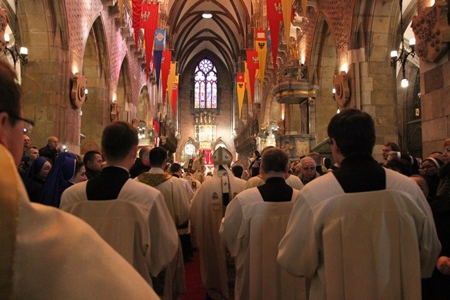 Sakra bp. Jacka - do homilii