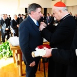 Nowi Nadzwyczajni Szafarze Eucharystii i odznaczenie 53 szafarzy na 10-lecie posługi