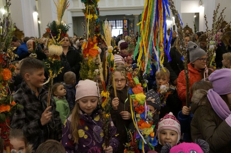 ​Niedziela Palmowa w nowotarskiej parafii NSPJ 