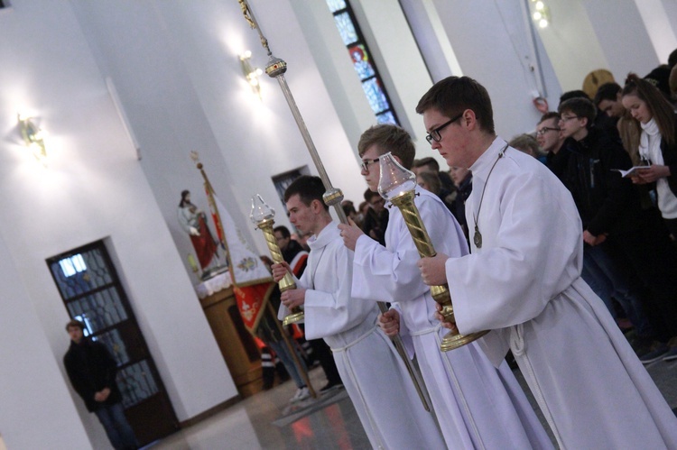 Synaj w Tarnowie. Eucharystia w kościele pw. bł. Karoliny