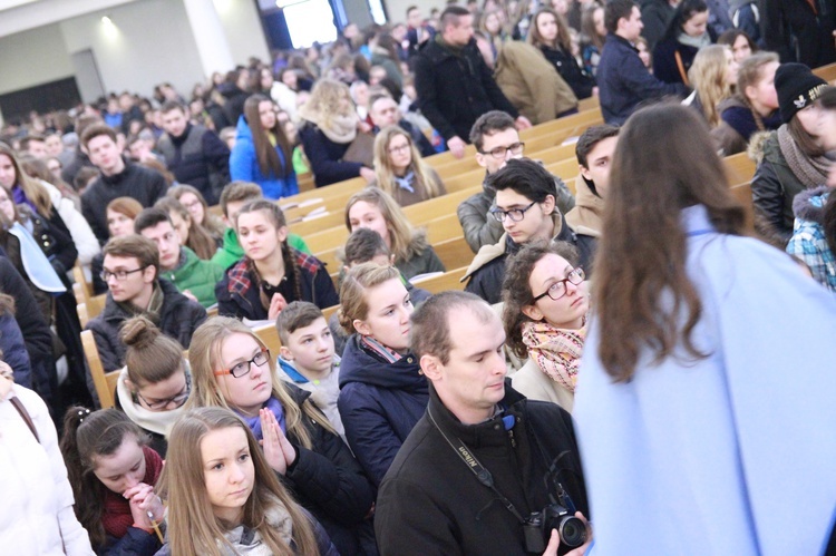 Synaj w Tarnowie. Eucharystia w kościele pw. bł. Karoliny