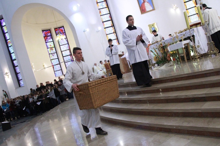 Synaj w Tarnowie. Eucharystia w kościele pw. bł. Karoliny