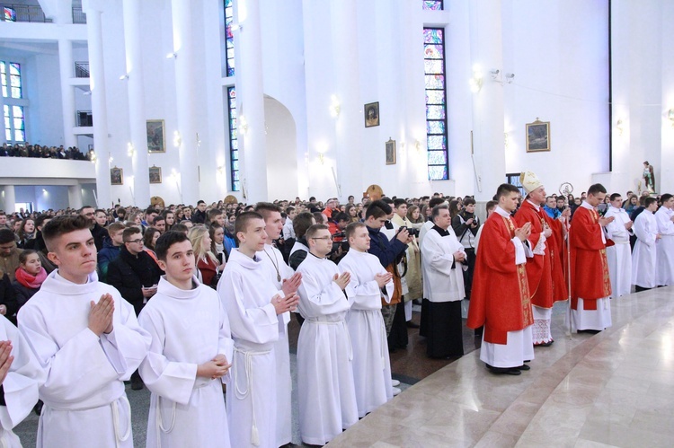 Synaj w Tarnowie. Eucharystia w kościele pw. bł. Karoliny