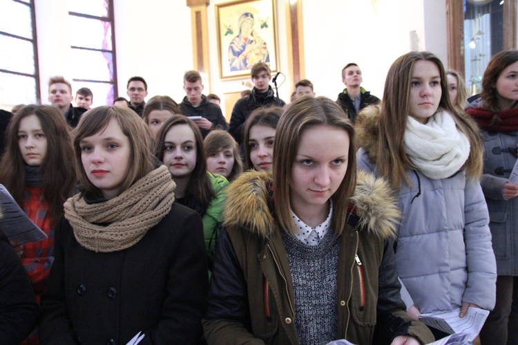 Synaj w Tarnowie. Eucharystia w kościele pw. bł. Karoliny