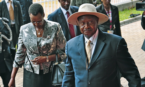 Prezydent Yoweri Museveni z małżonką Janet 