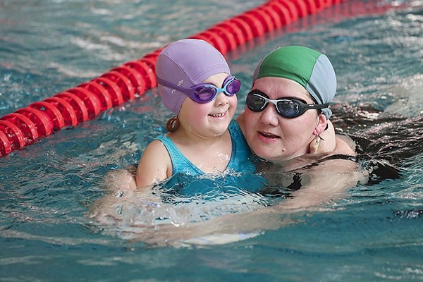 Ten maraton pływacki jest imprezą otwartą dla wszystkich chętnych