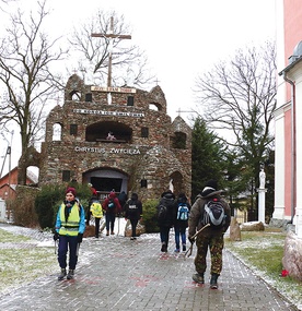 Jedna z tras EDK wiodła do sanktuarium Chrystusa Miłosiernego. Pielgrzymi do Zielonki Pasłęckiej powrócą 3 kwietnia. W Niedzielę Miłosierdzia Bożego, o godzinie 15 rozpoczną się uroczystości odpustowe