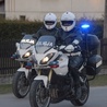 Policyjna eskorta kolumny z samochodem - kaplicą w Lipinach