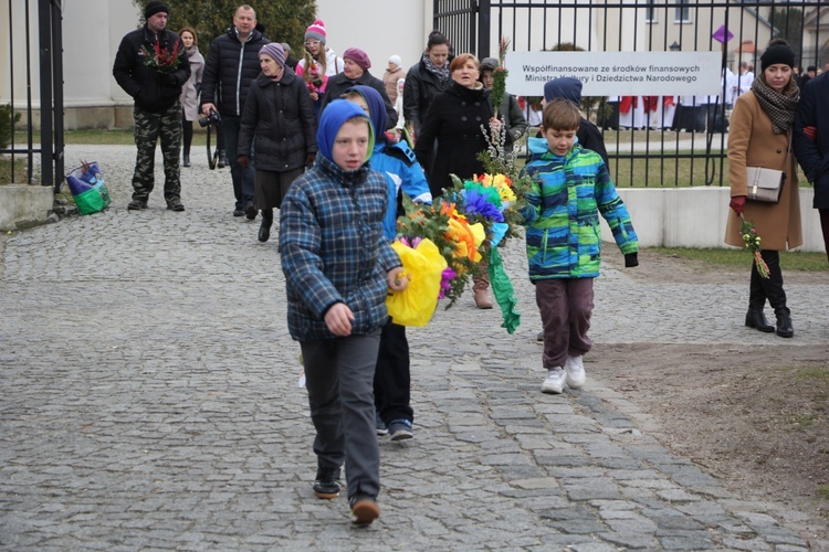 Niedziela Palmowa w Łowiczu, cz. I