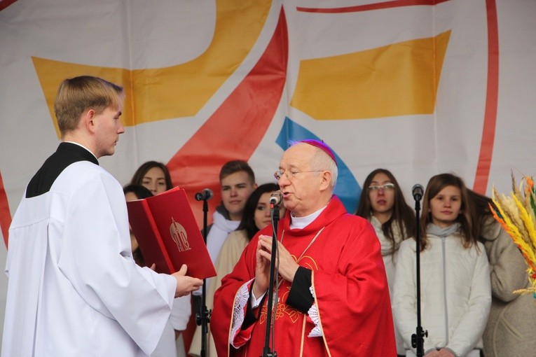 Niedziela Palmowa w Łowiczu, cz. II