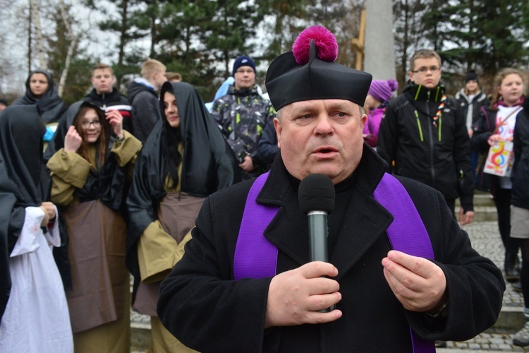 Krzyż i ikona w Świebodzicach