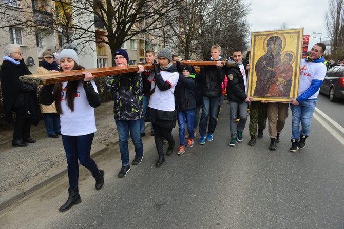 Krzyż i ikona w Świebodzicach