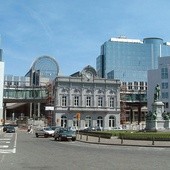 Bruksela: Eksplozje na stacjach metra