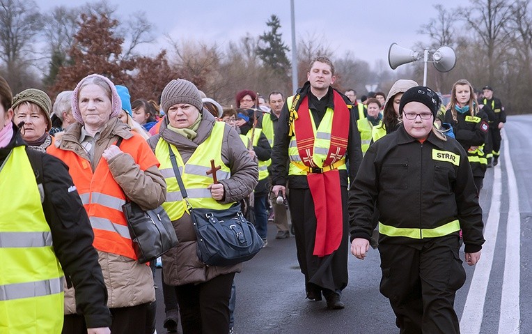 Droga Krzyżowa z Karlina do Domacyna