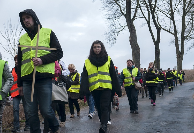 Droga Krzyżowa z Karlina do Domacyna