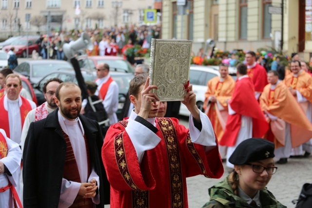 Niedziela Palmowa w katedrze 2016