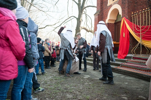 Wielki Czwartek w Piekarach - misterium