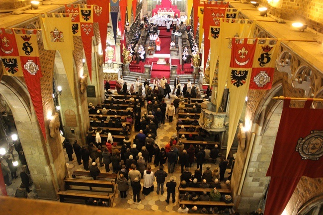 Wielki Piątek w katedrze 2016