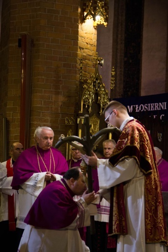 Wielki Piątek - liturgia w konkatedrze św. Jakuba