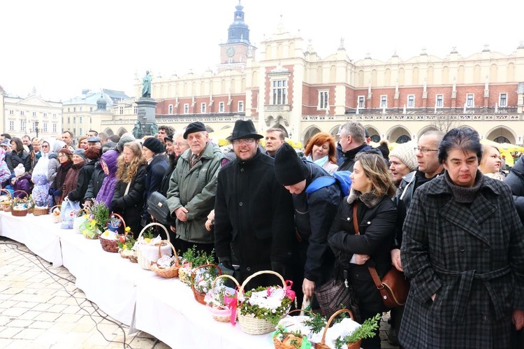 Święcenie pokarmów w Krakowie 2016