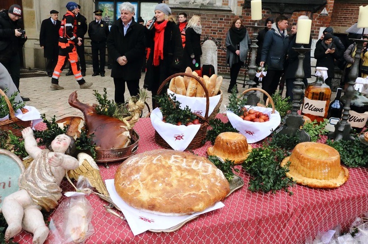 Święcenie pokarmów w Krakowie 2016