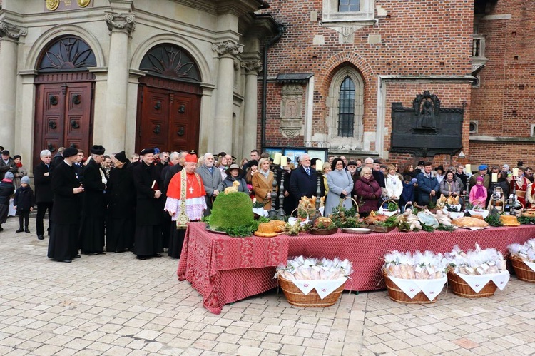 Święcenie pokarmów w Krakowie 2016