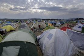 Kard. Bassetti: Bezkres nędzy i bólu