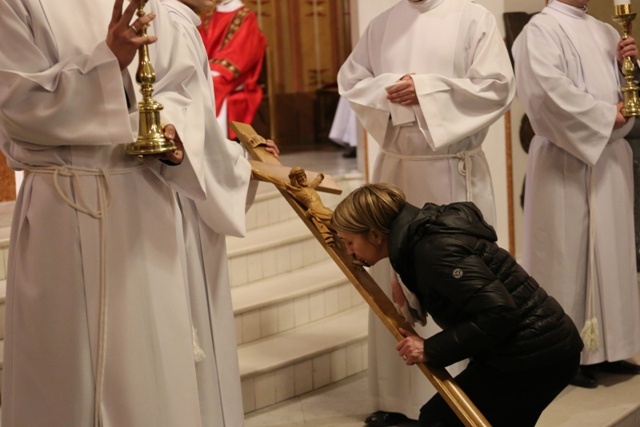 Wielki Piątek w katedrze AD 2016