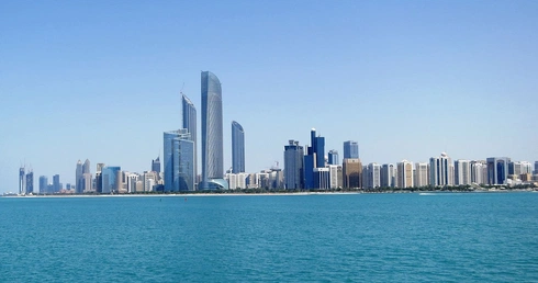 Abu Zabi: Jedna osoba zginęła po upadku przechwyconej irańskiej rakiety