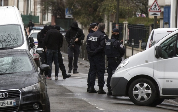 Belgia: Policyjna obława wokół stolicy