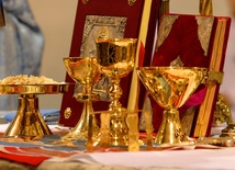 Paramenty liturgiczne
