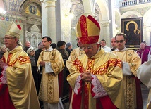  Obraz Czarnej Madonny gościł już w Płocku w grudniu, gdy w katedrze odbyła się uroczystość zakończenia synodu diecezjalnego