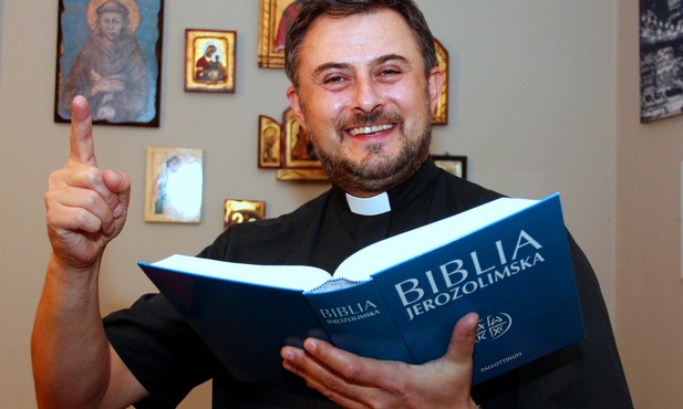 Najważniejszy krok to zdjąć Biblię z półki