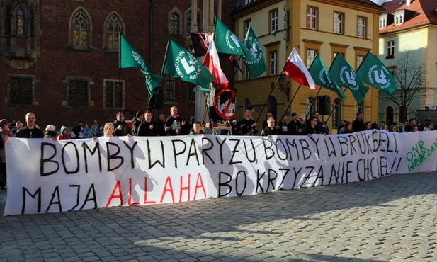 Mają Allaha, bo krzyża nie chcieli