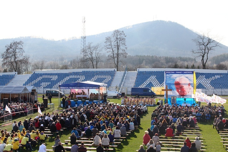 Msza papieska na stadionie