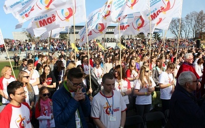 Tysiące na stadionie