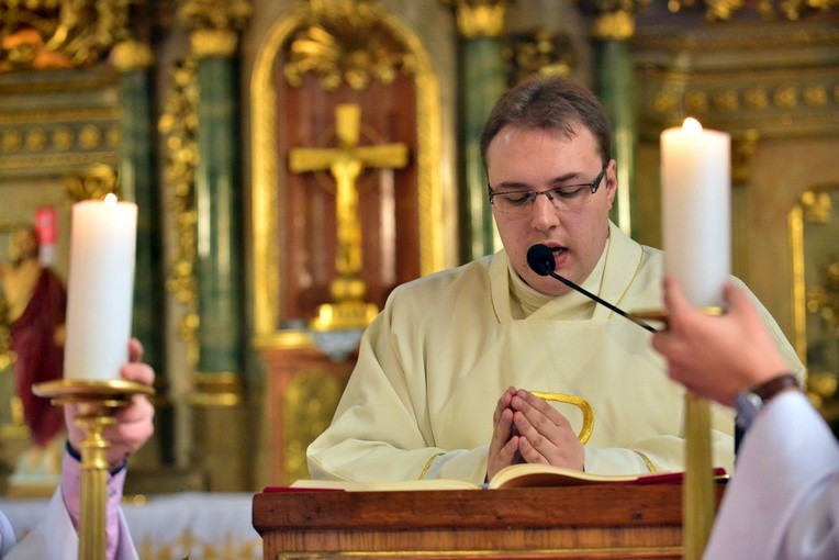 Kard. Bertone w Świebodzicach