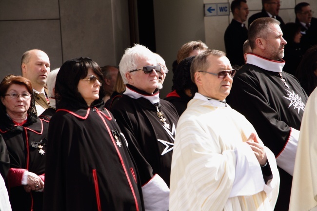 Rozdanie gałązek oliwnych w Łagiewnikach i obchody Niedzieli Miłosierdzia