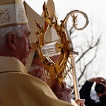 Rozdanie gałązek oliwnych w Łagiewnikach i obchody Niedzieli Miłosierdzia