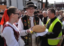 Pielgrzymów powitano chlebem i solą