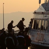 Lesbos: Pierwsi migranci odesłani