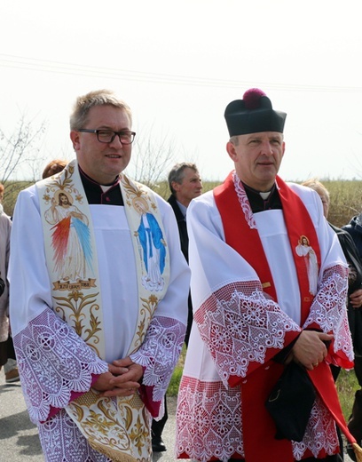 Procesja dekanalna miłosierdzia Wróblowice-Lutynia