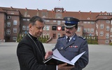 Biskup polowy u przyszłych policjantów