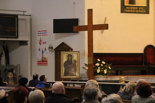 Symbole ŚDM w Oławie