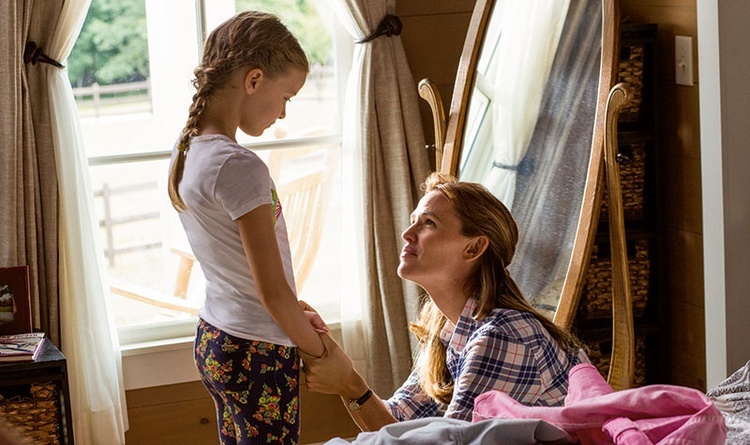 Kapitalne kreacje w „Cudach z nieba” stworzyły Jennifer  Garner w roli matki i Kylie Rogers, która zagrała jej nieuleczalnie chorą córkę