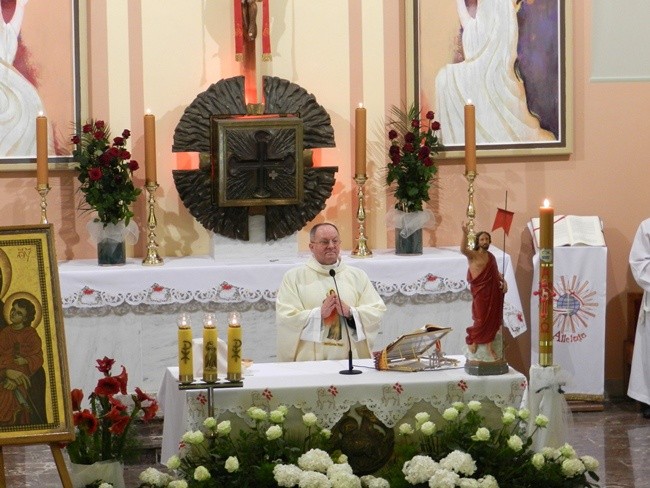 Symbole ŚDM w Obornikach Śląskich