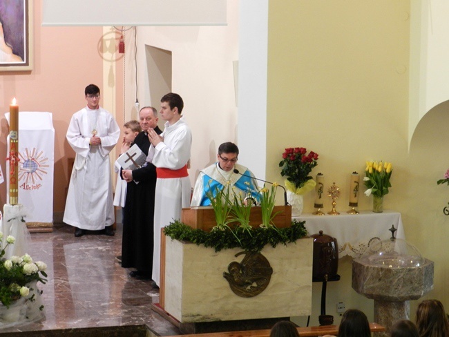 Symbole ŚDM w Obornikach Śląskich